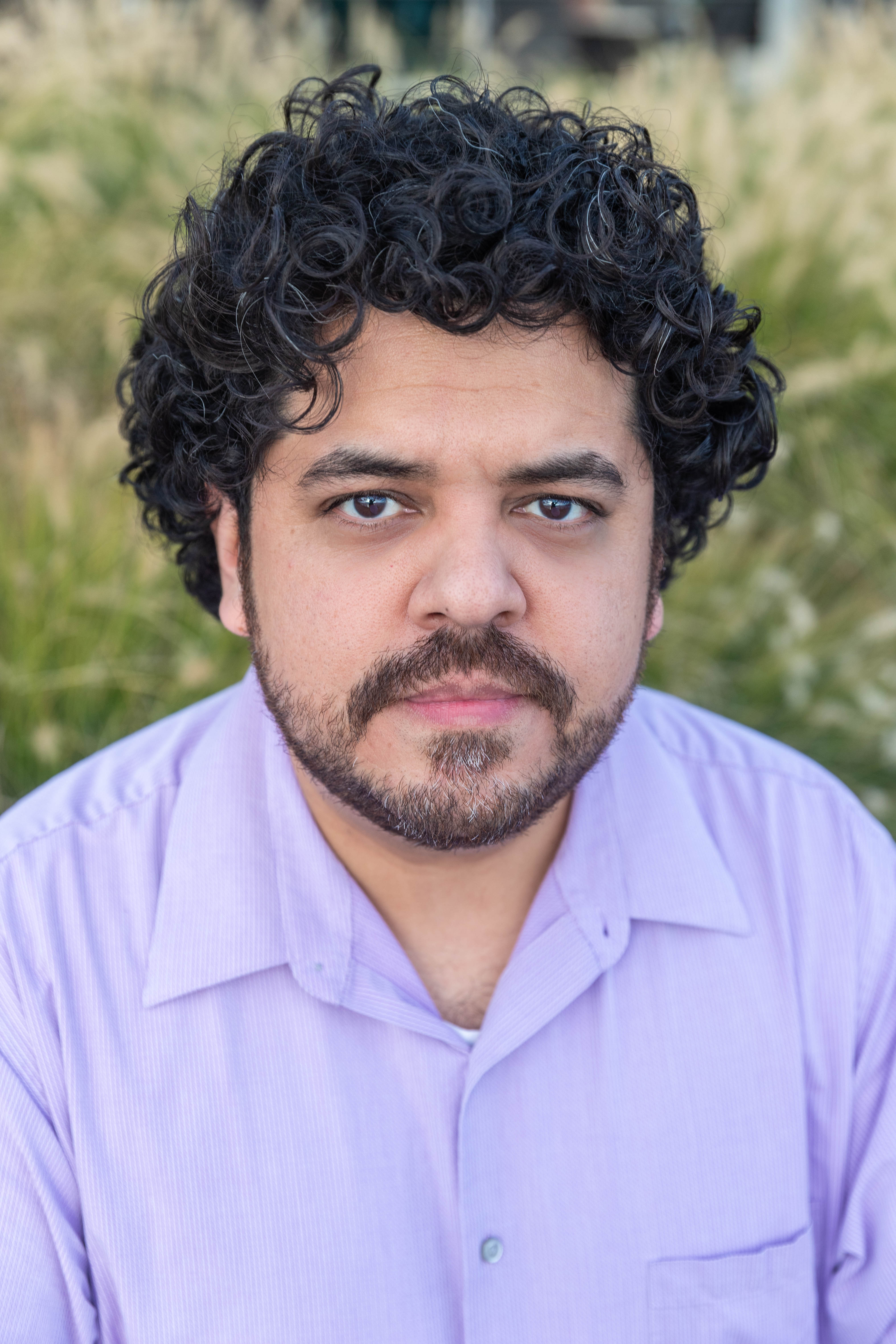 2022 11 06 Headshot 2